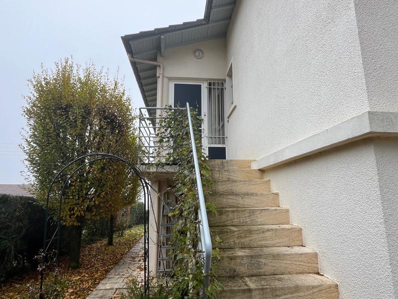 Maison - 196 m² - 6 pièces