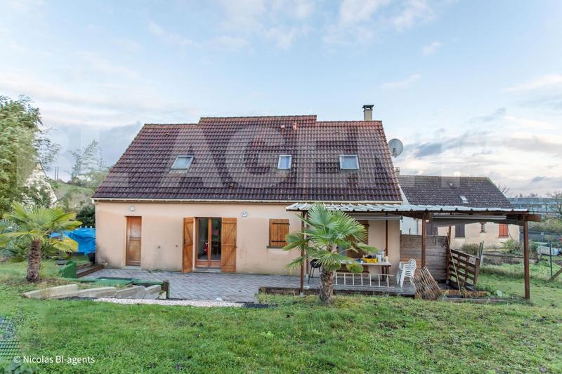 Pavillon - 130 m² - 6 pièces