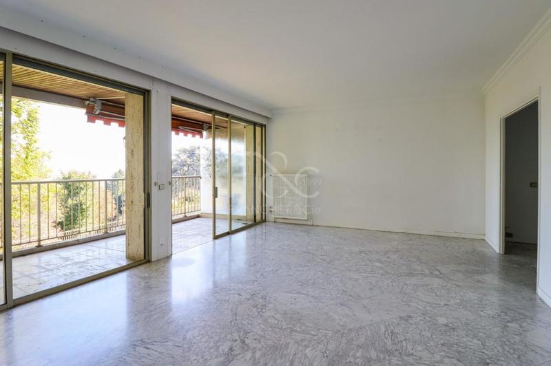 Appartement - 104 m² - 4 pièces