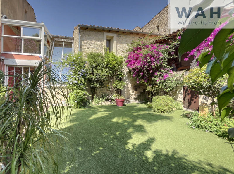 Maison de village - 200 m² - 6 pièces