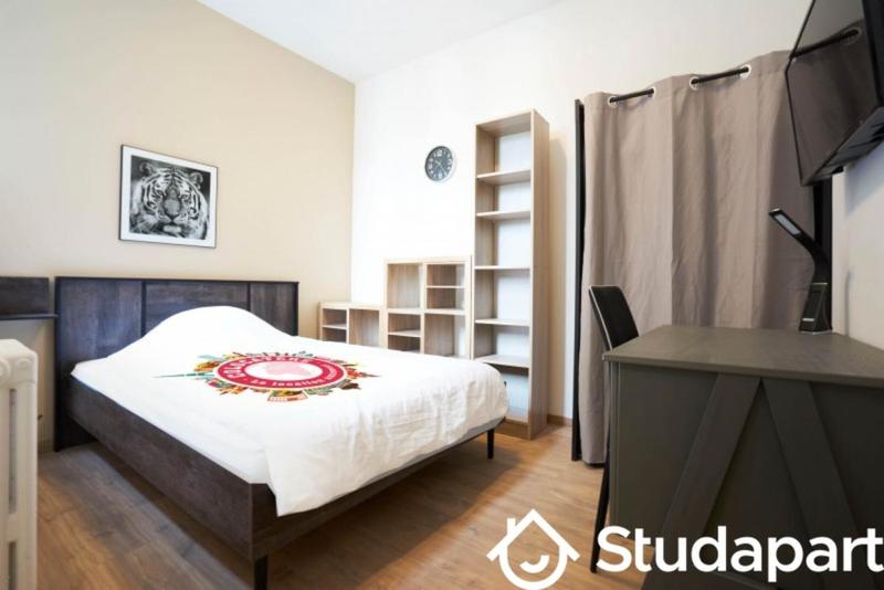 Chambre - 11 m² - 1 pièce