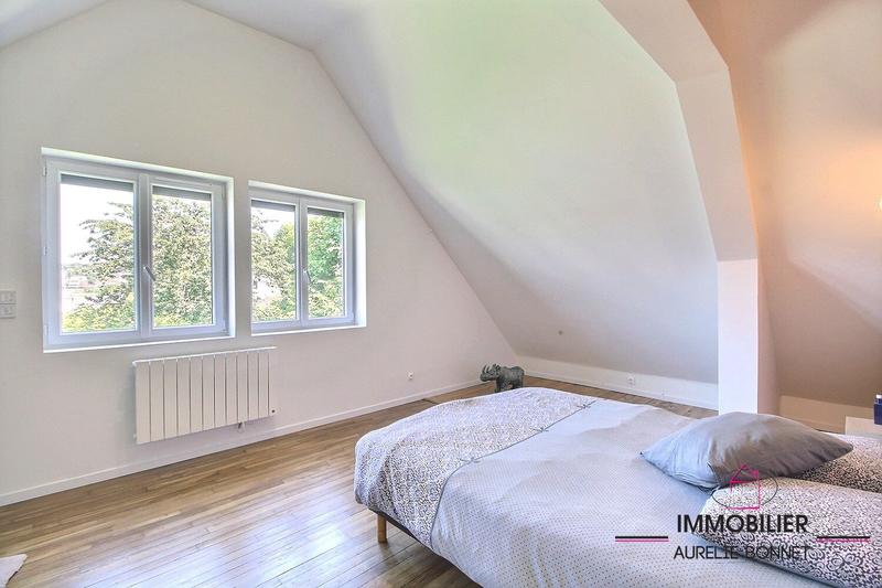 Maison - 93 m² - 5 pièces