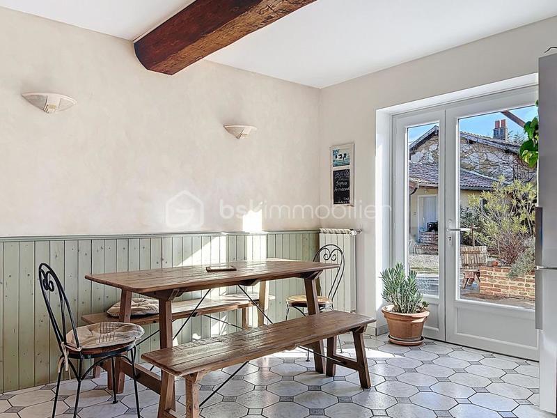 Corps de ferme - 300 m² - 8 pièces