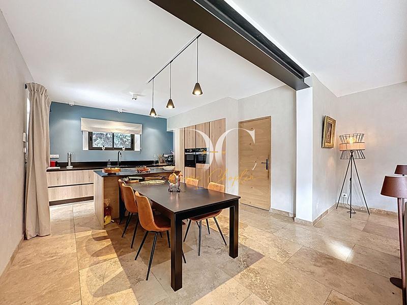 Mas - 164 m² - 5 pièces