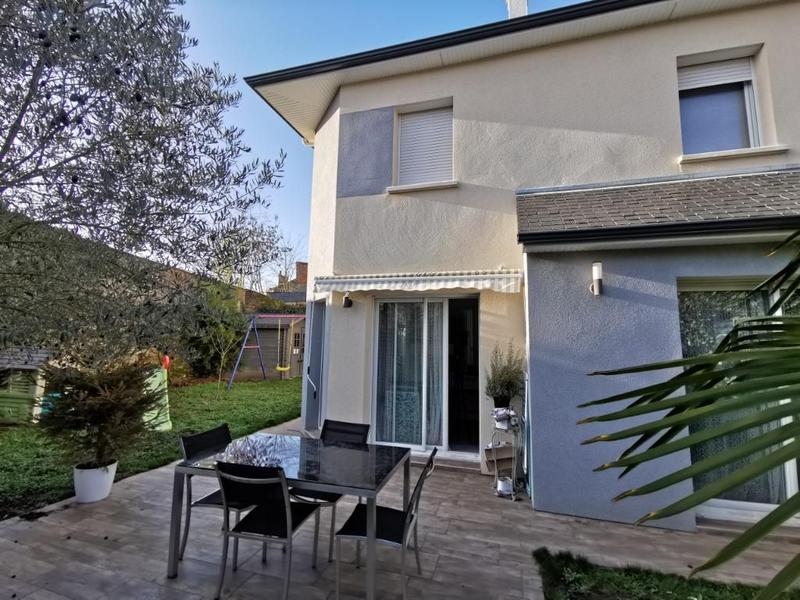 Maison - 103 m² - 4 pièces