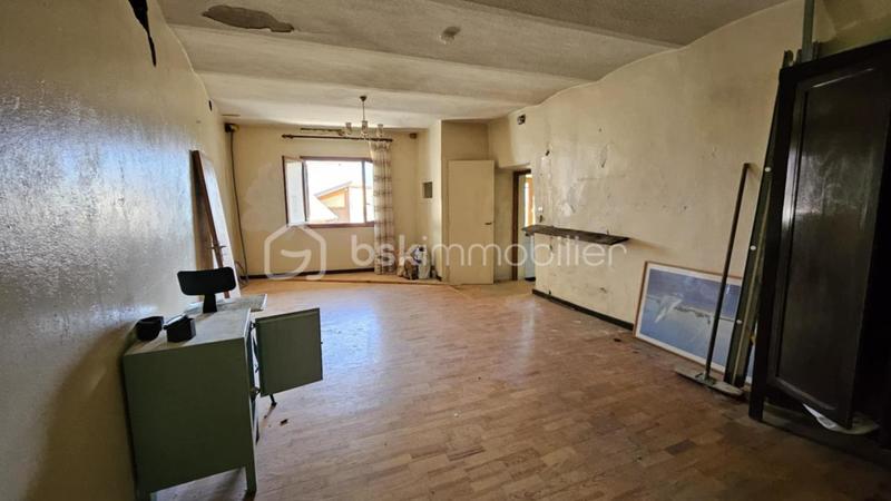 Appartement - 90 m² - 4 pièces