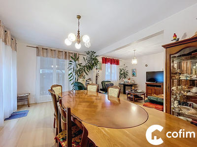 Maison - 107 m² - 6 pièces