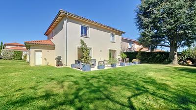 Maison - 170 m² - 7 pièces