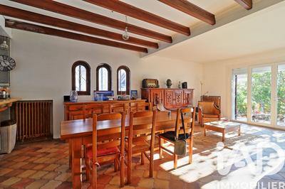 Maison - 176 m² - 7 pièces