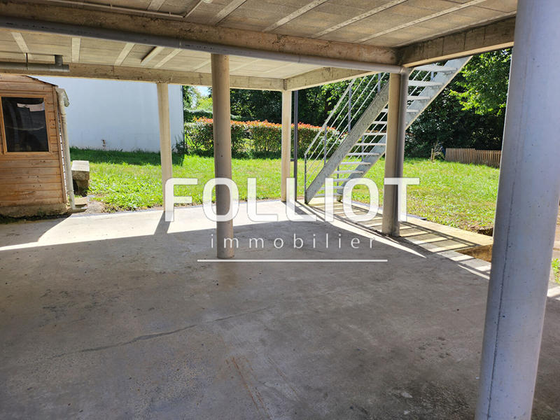 Maison - 99 m² - 5 pièces