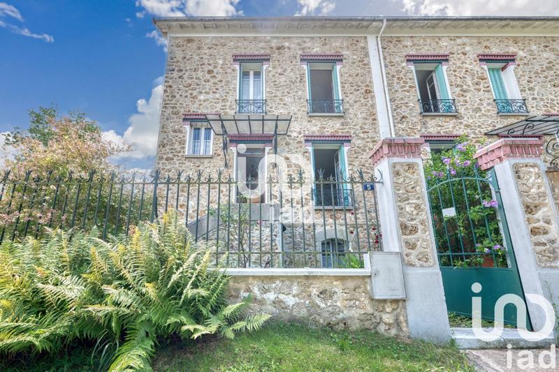 Maison - 101 m² - 6 pièces