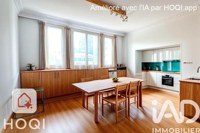 Maison - 225 m² - 9 pièces