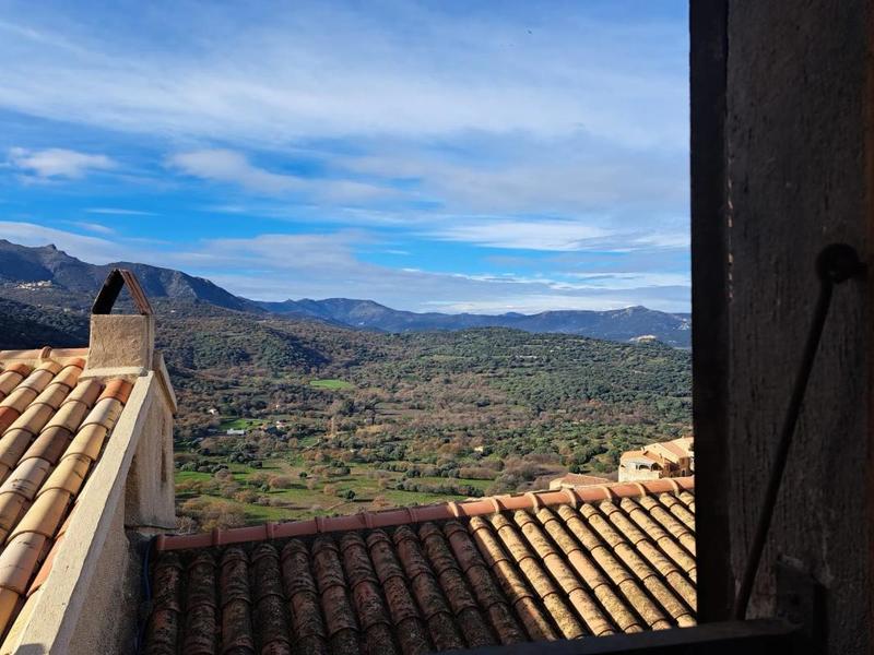 Maison de village - 140 m² - 6 pièces