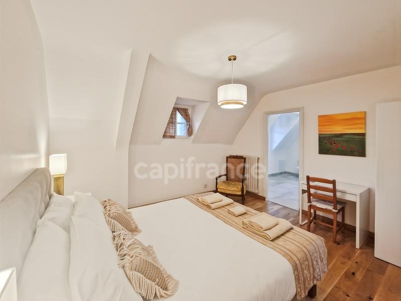 Maison bourgeoise - 300 m² - 10 pièces