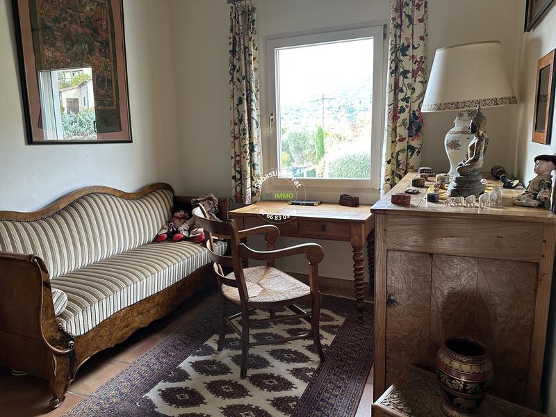 Villa - 208 m² - 7 pièces