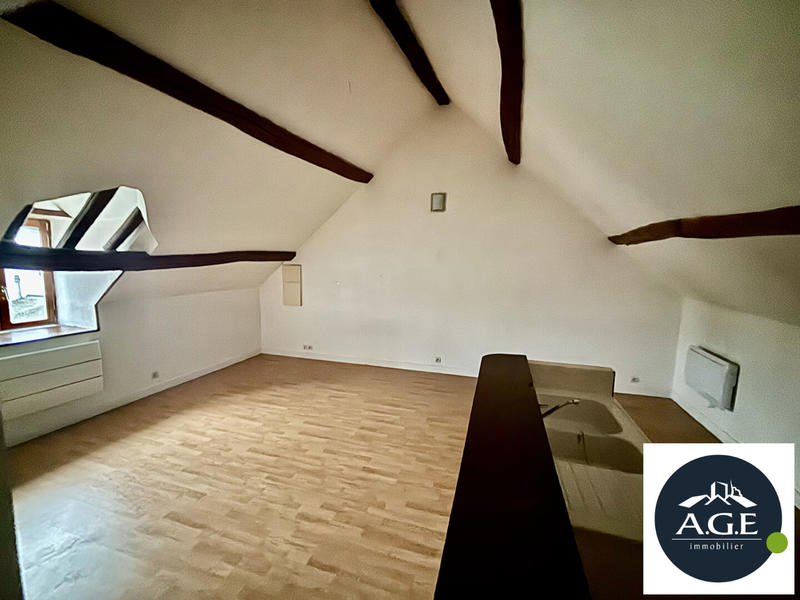 Appartement - 85 m² - 5 pièces