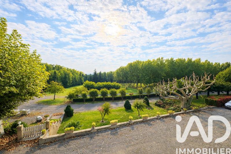 Maison - 469 m² - 15 pièces