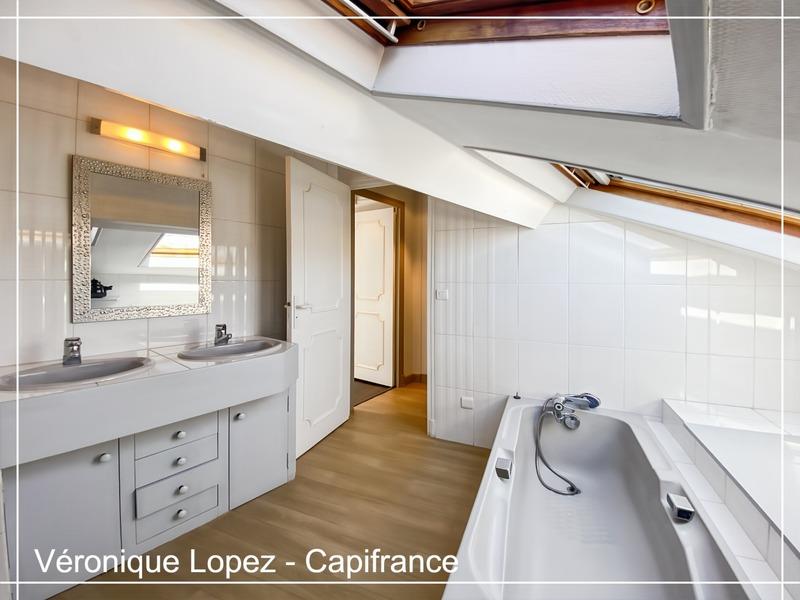 Appartement - 145 m² - 6 pièces