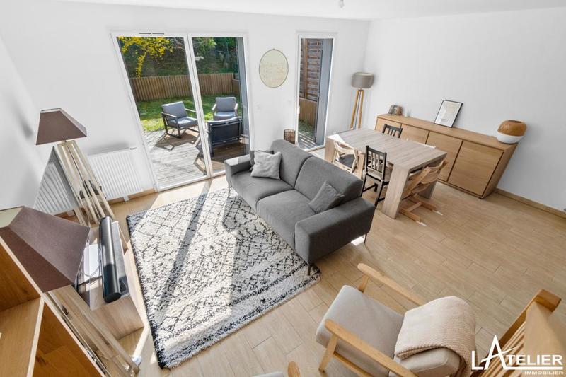 Maison - 111 m² - 5 pièces