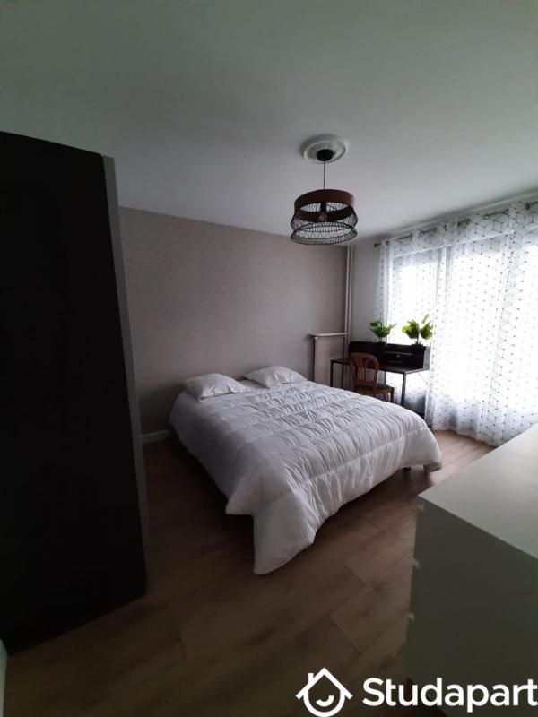 Chambre - 14 m² - 1 pièce