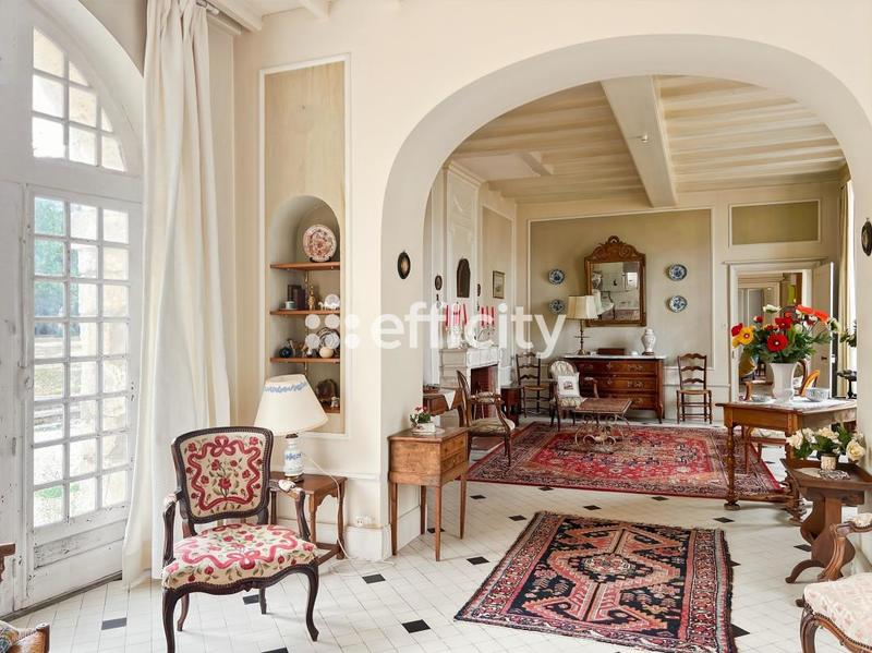 Propriété - 436 m² - 16 pièces