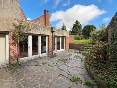 Maison bourgeoise - 242 m² - 7 pièces