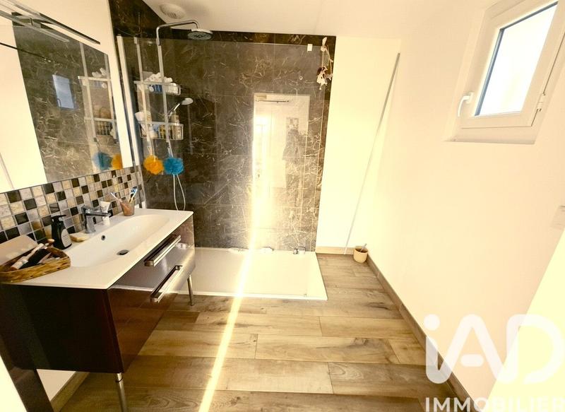 Maison - 145 m² - 7 pièces