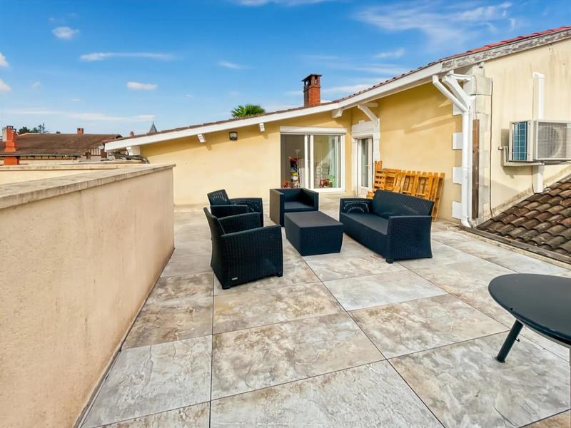 Maison en pierre - 180 m² - 6 pièces