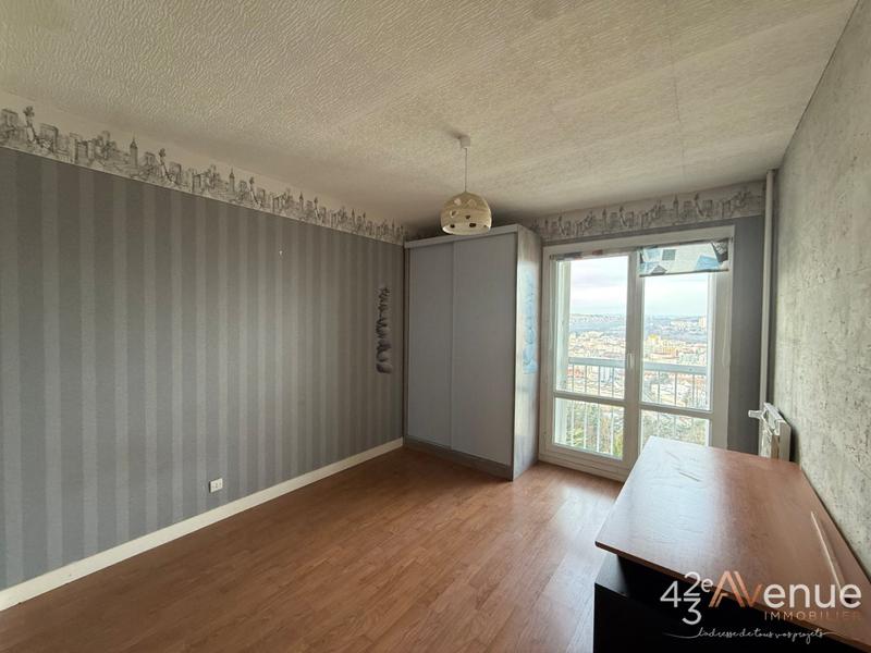 Appartement - 98 m² - 5 pièces