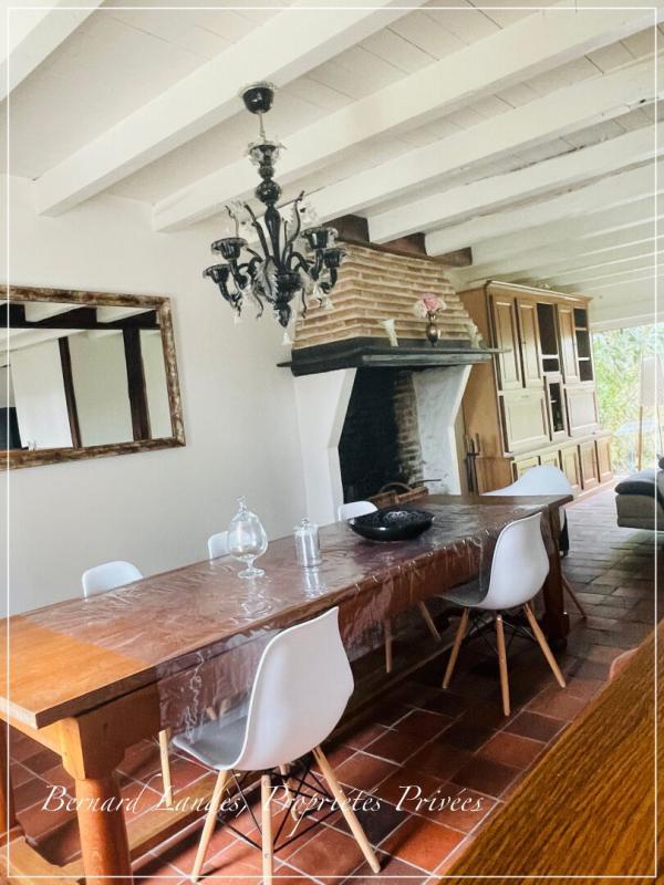 Maison - 389 m² - 11 pièces