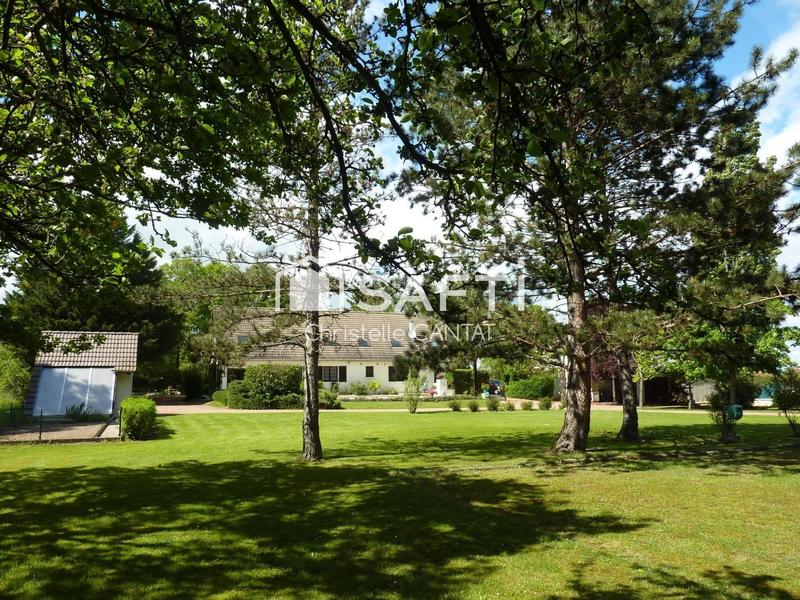 Maison - 263 m² - 7 pièces