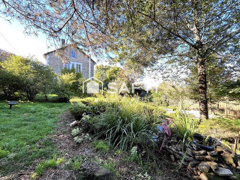 Maison - 220 m² - 10 pièces