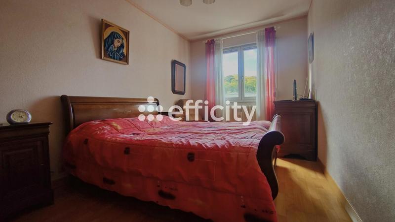 Appartement - 80 m² - 3 pièces