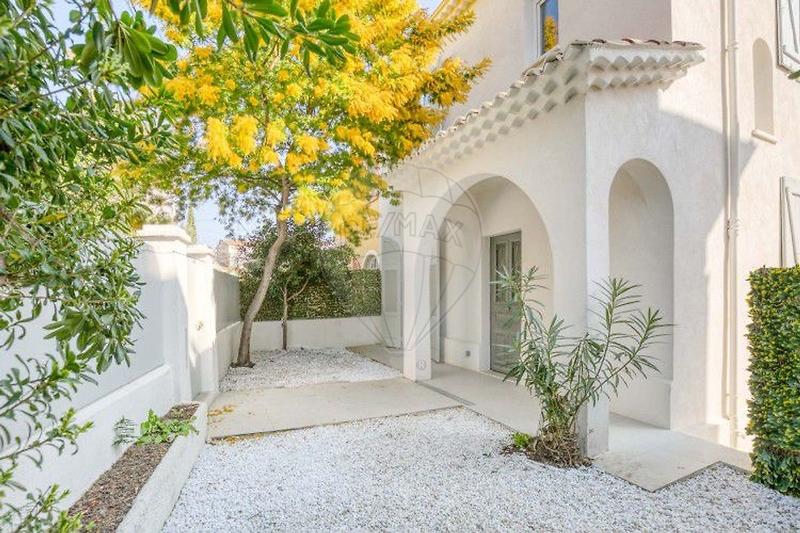 Maison de ville - 135 m² - 7 pièces