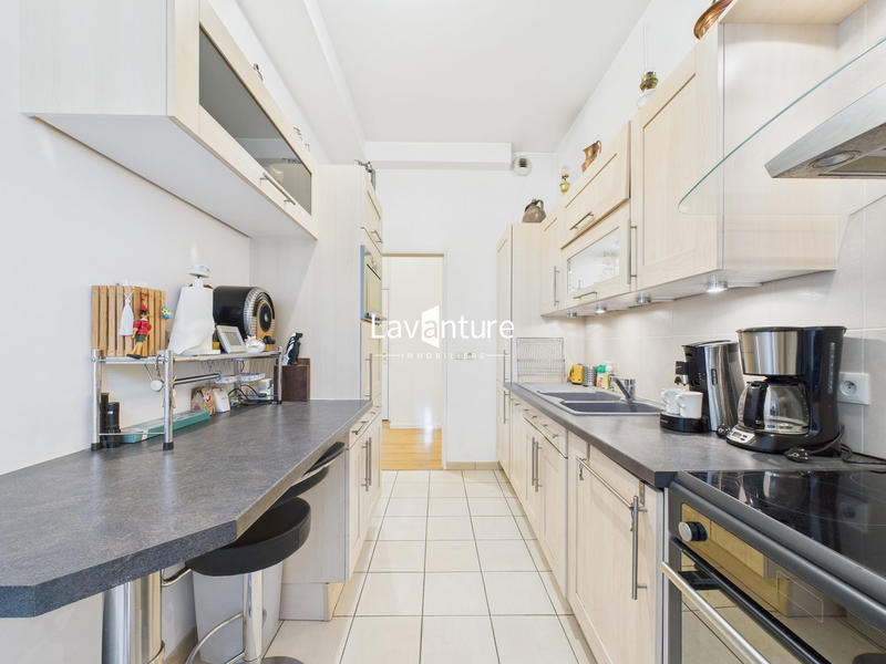 Appartement - 70 m² - 3 pièces