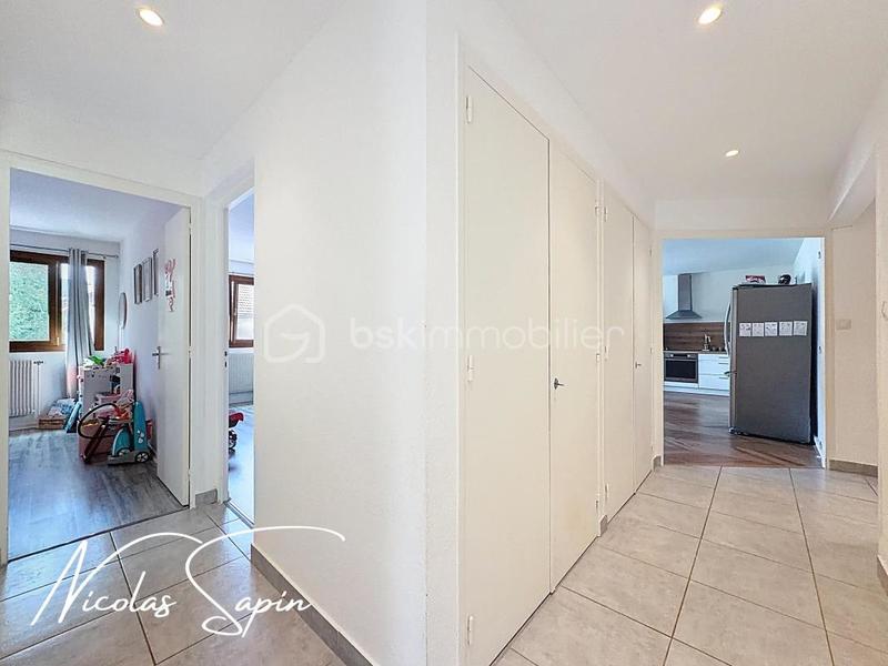 Appartement - 106 m² - 4 pièces