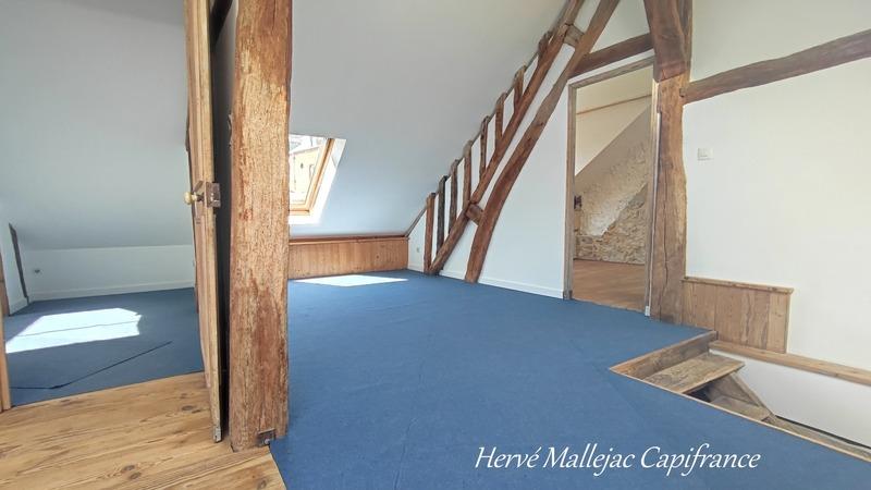 Maison - 170 m² - 6 pièces