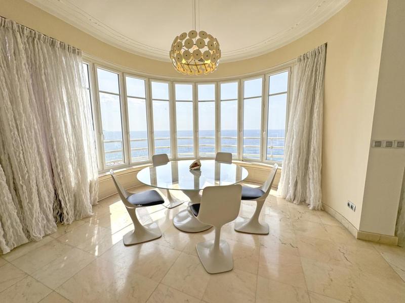 Appartement - 125 m² - 4 pièces