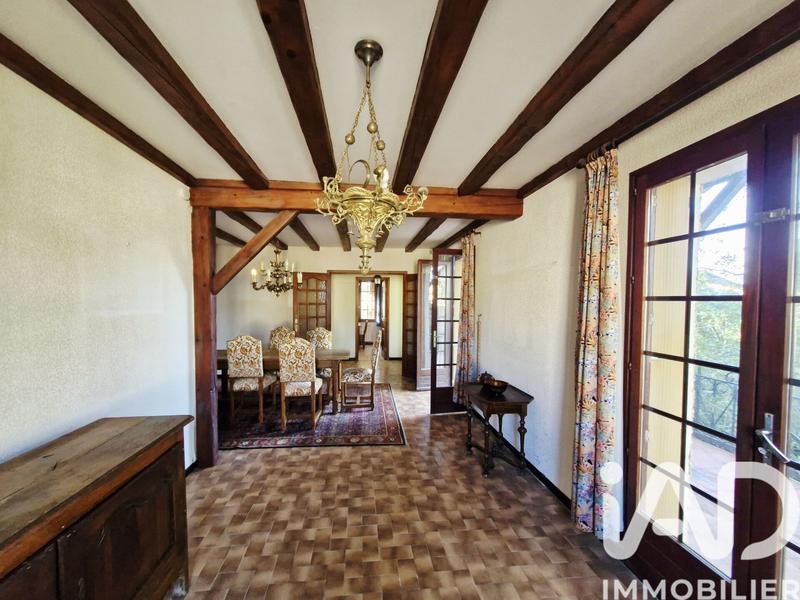 Maison - 88 m² - 5 pièces