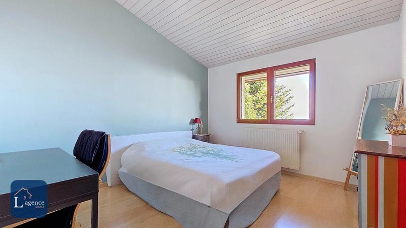 Maison - 262 m² - 8 pièces