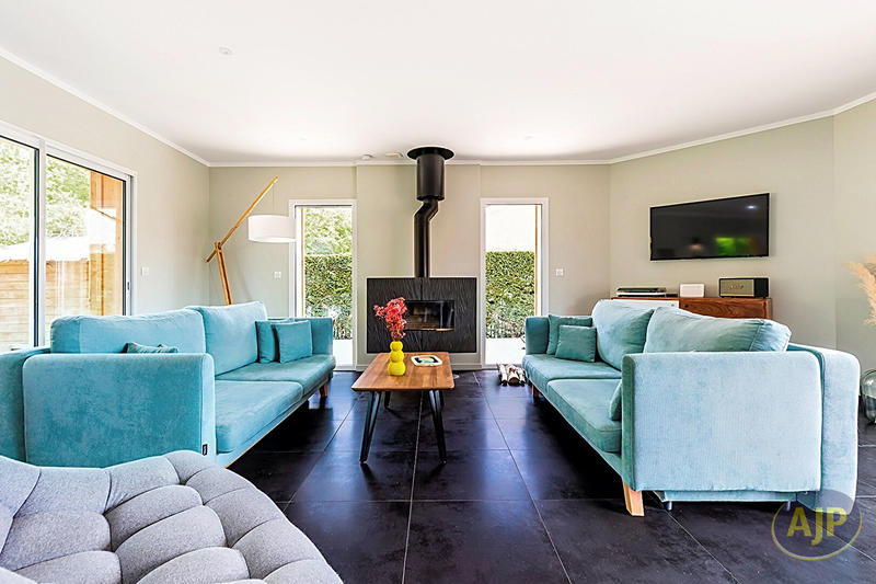 Maison - 138 m² - 7 pièces