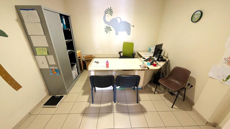 Local commercial - 45 m² - 2 pièces