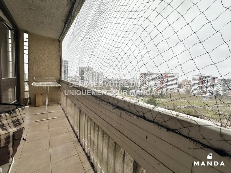 Chambre - 10 m² - 5 pièces