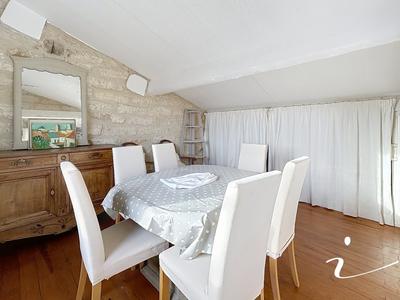 Appartement - 92 m² - 4 pièces