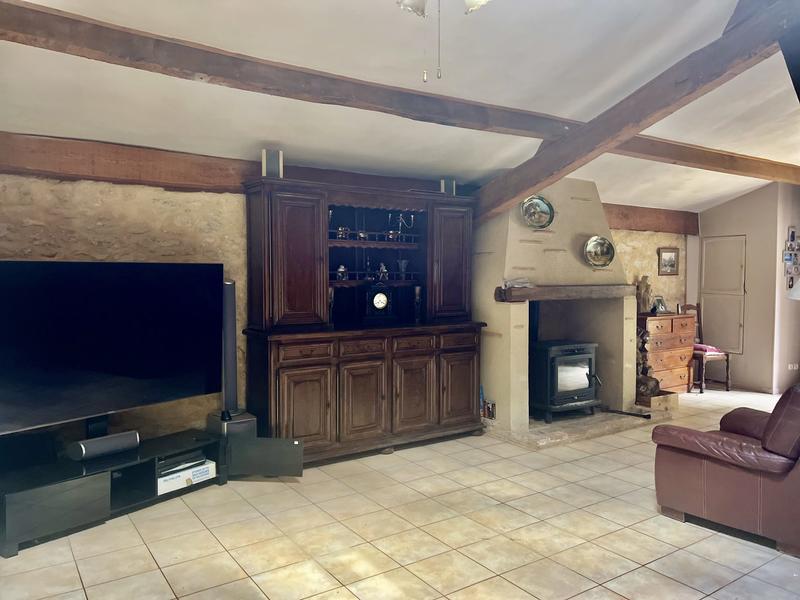 Appartement - 285 m² - 20 pièces