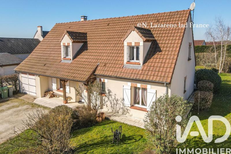 Maison - 180 m² - 7 pièces