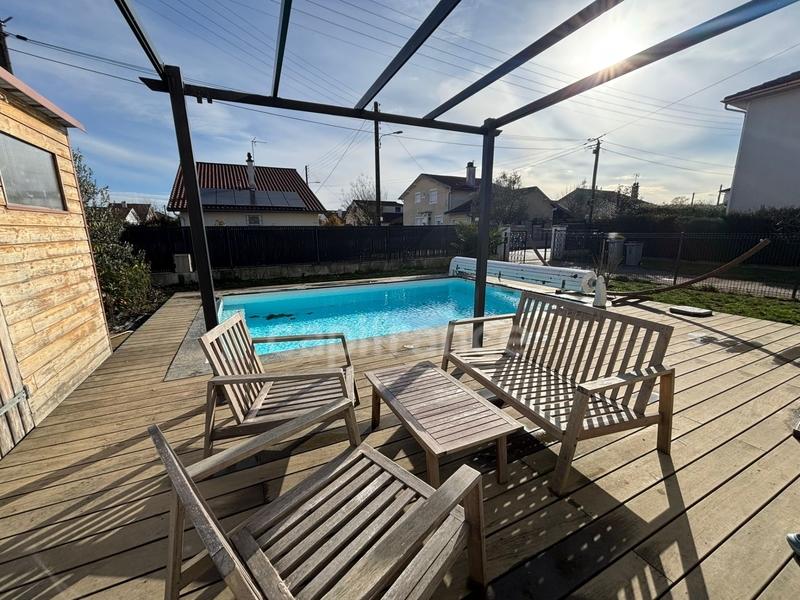 Maison - 135 m² - 6 pièces