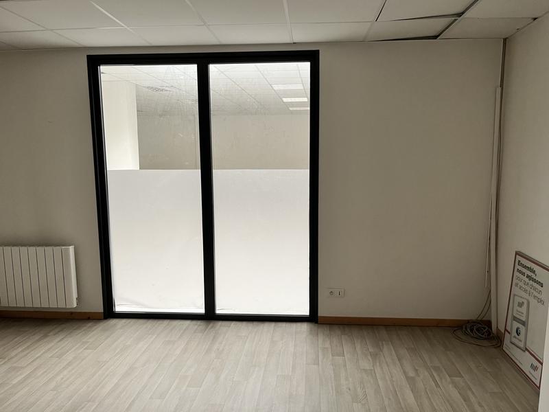 Bureau - 126 m² - 3 pièces