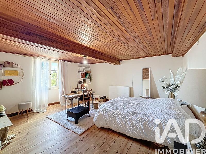 Maison - 150 m² - 4 pièces