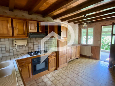 Maison - 154 m² - 8 pièces